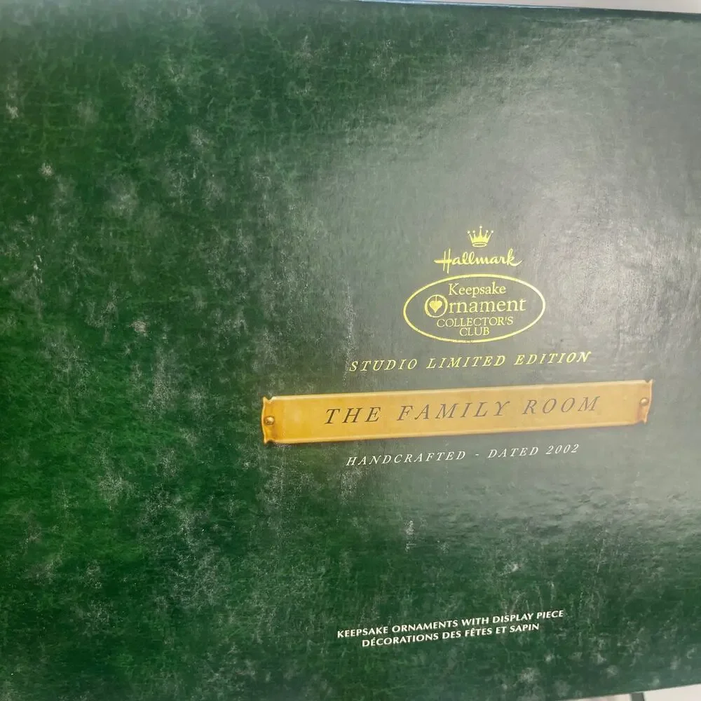 Hallmark “The Family Room” Studio Limited Edition 2002